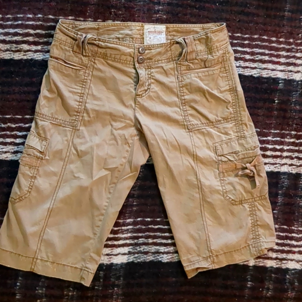 American Eagle Capri pants